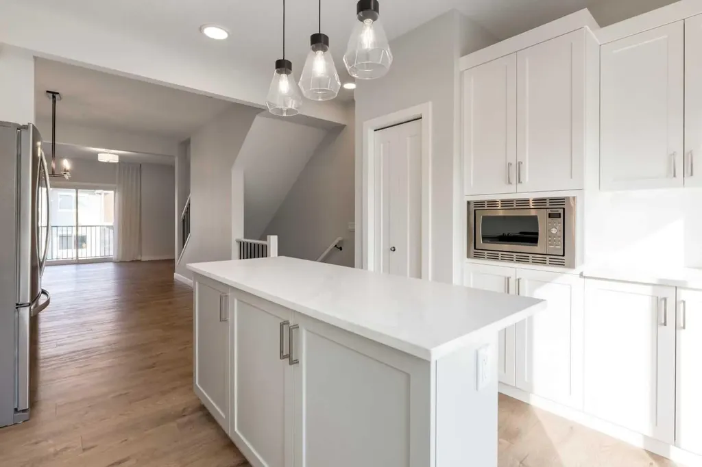 136 Tuscany Summit Square NW Calgary AB T3L0G1