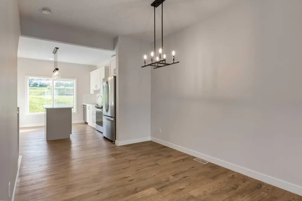 136 Tuscany Summit Square NW Calgary AB T3L0G1