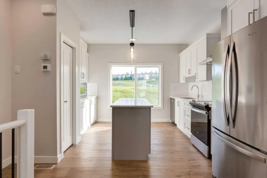 136 Tuscany Summit Square NW Calgary AB T3L0G1