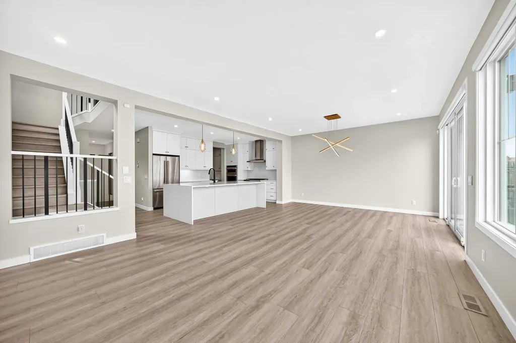 120 Magnolia Manor SE Calgary AB T3M 2Z8