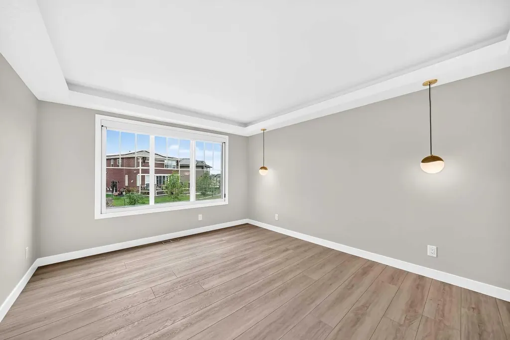 120 Magnolia Manor SE Calgary AB T3M 2Z8
