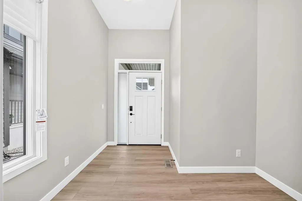 120 Magnolia Manor SE Calgary AB T3M 2Z8