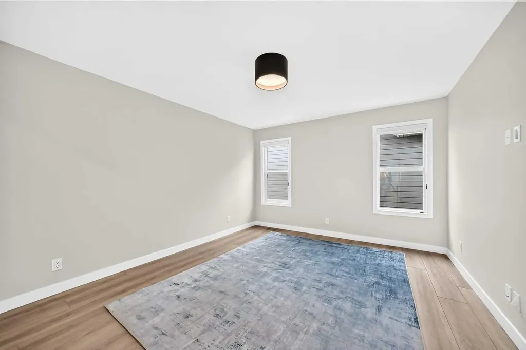 120 Magnolia Manor SE Calgary AB T3M 2Z8