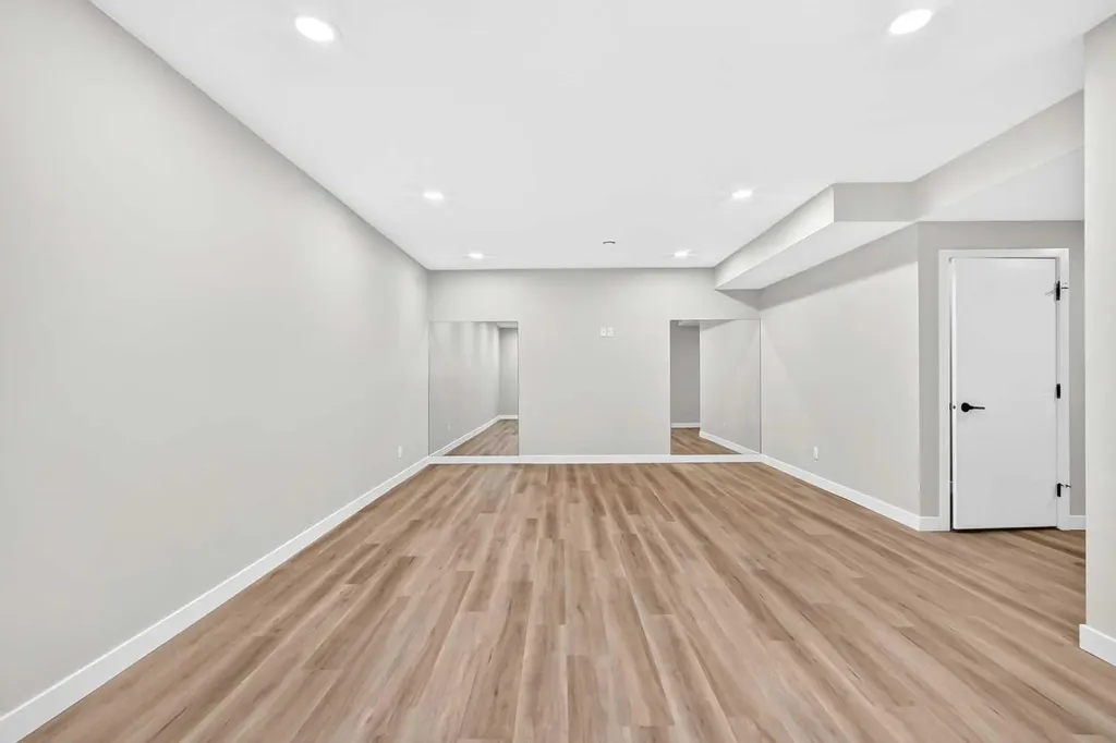 120 Magnolia Manor SE Calgary AB T3M 2Z8