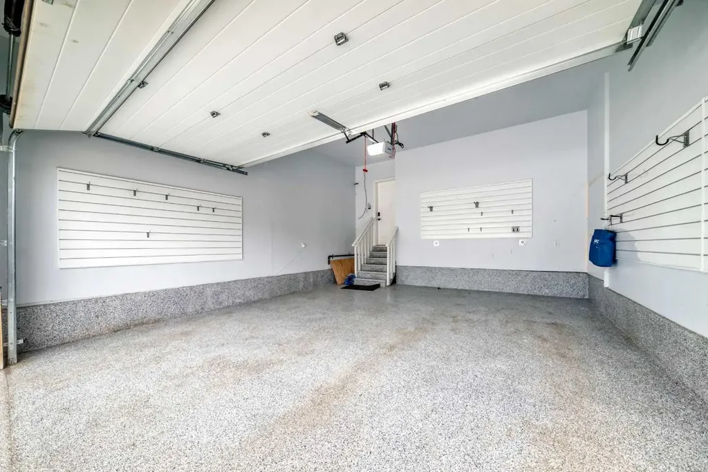 120 Magnolia Manor SE Calgary AB T3M 2Z8