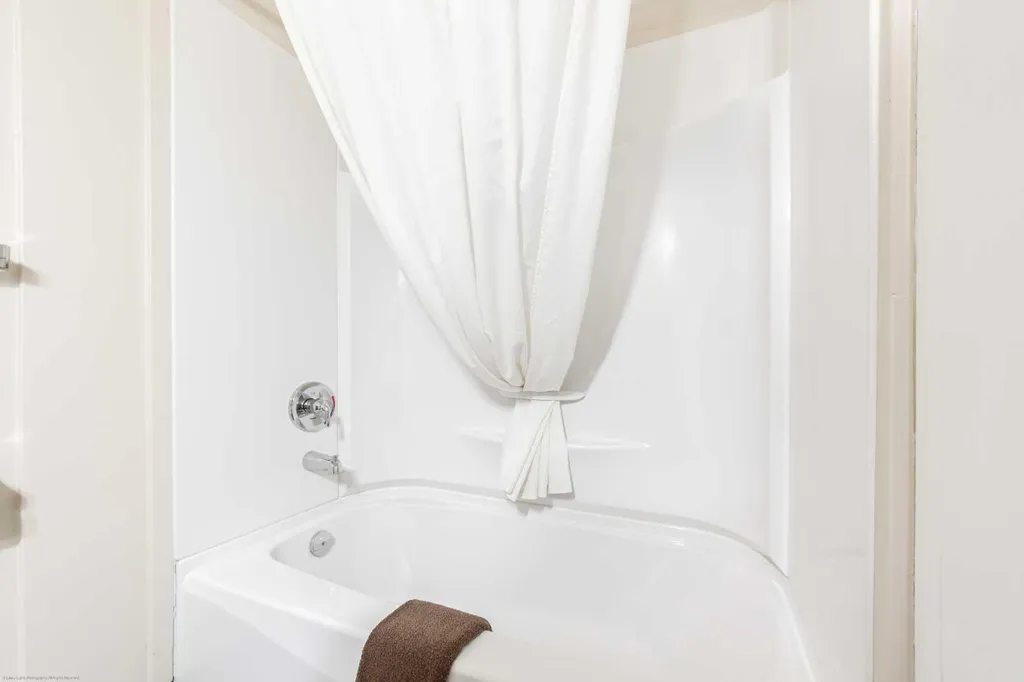 4711 44 Street Lloydminster SK S9V 0G5