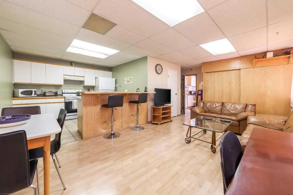 4711 44 Street Lloydminster SK S9V 0G5