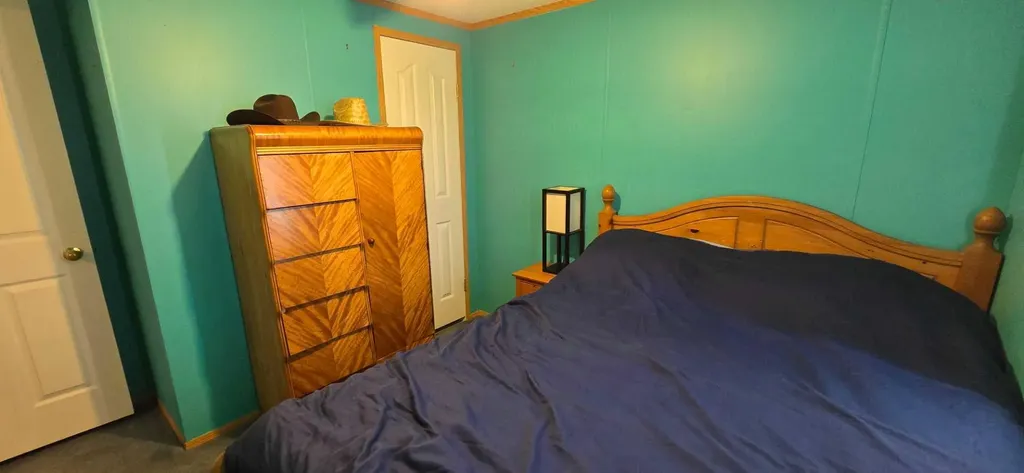 517 9 Street Fox Creek AB t0h1p0
