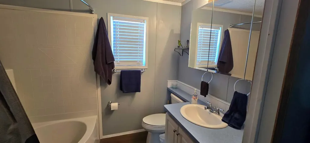 517 9 Street Fox Creek AB t0h1p0