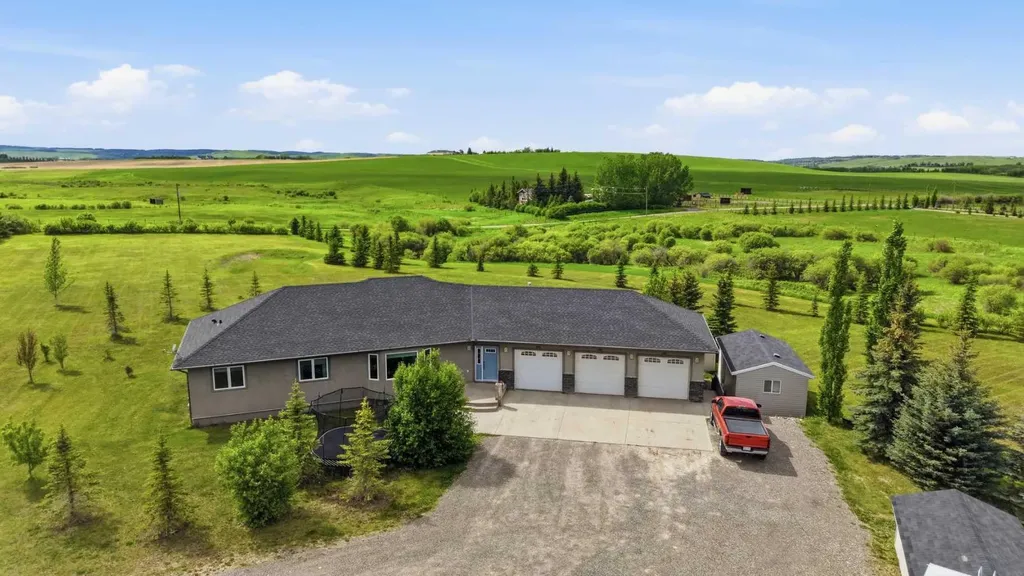 258058 48 Street W Rural Foothills County AB T1S 5V8