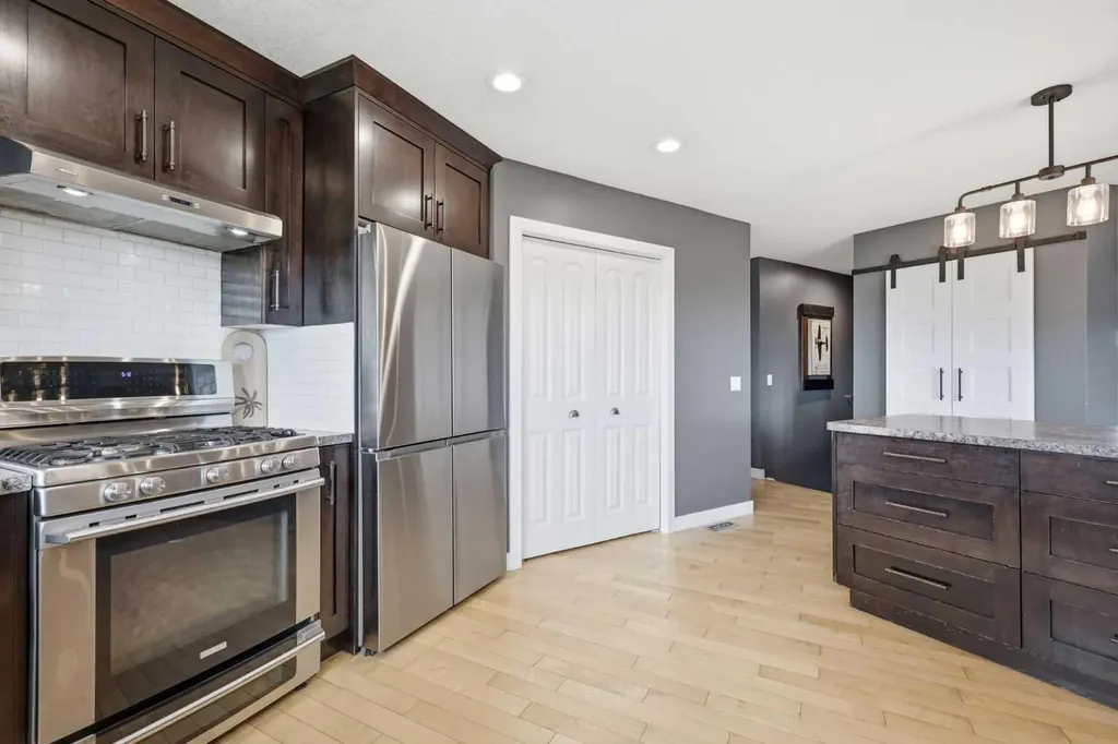 258058 48 Street W Rural Foothills County AB T1S 5V8