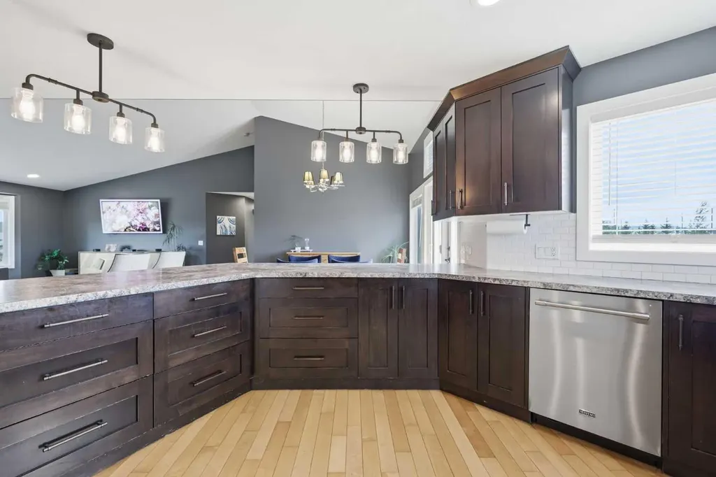 258058 48 Street W Rural Foothills County AB T1S 5V8