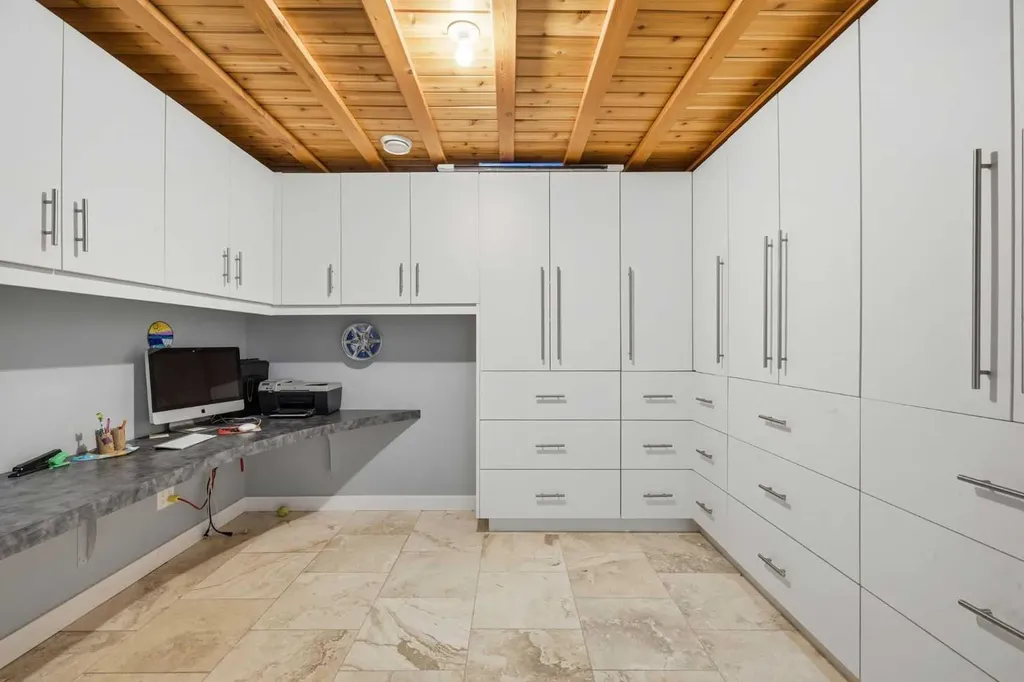 258058 48 Street W Rural Foothills County AB T1S 5V8