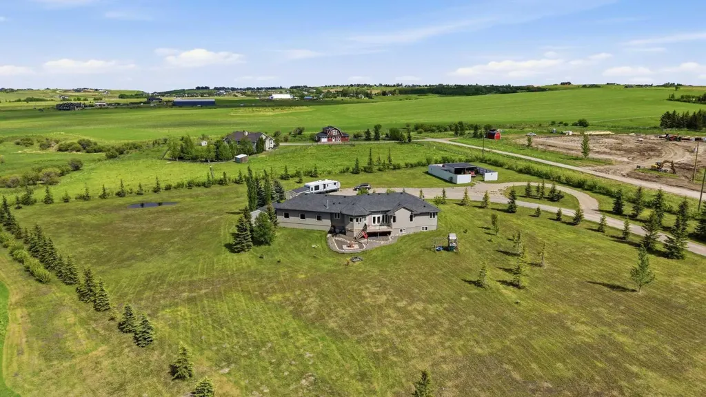 258058 48 Street W Rural Foothills County AB T1S 5V8