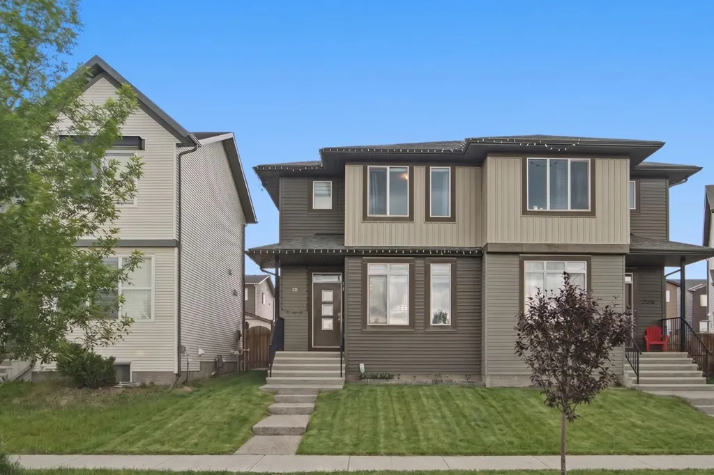 224 Savanna Road Calgary AB T3N 1B4