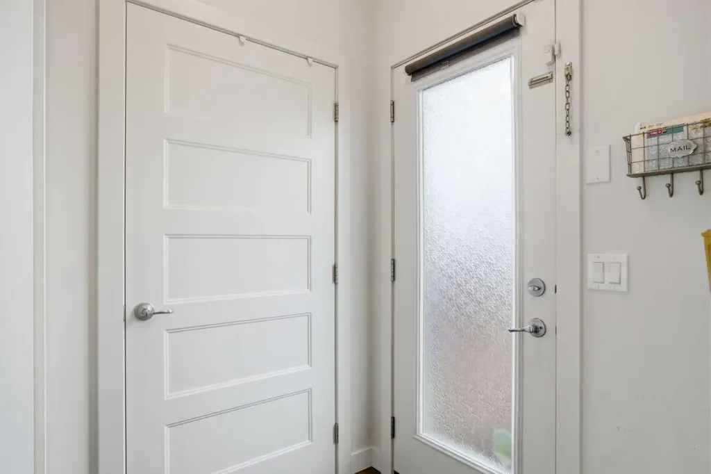 224 Savanna Road Calgary AB T3N 1B4