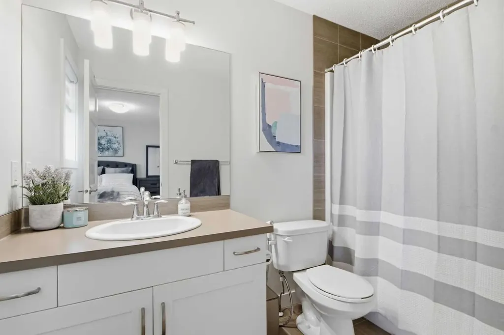 224 Savanna Road Calgary AB T3N 1B4
