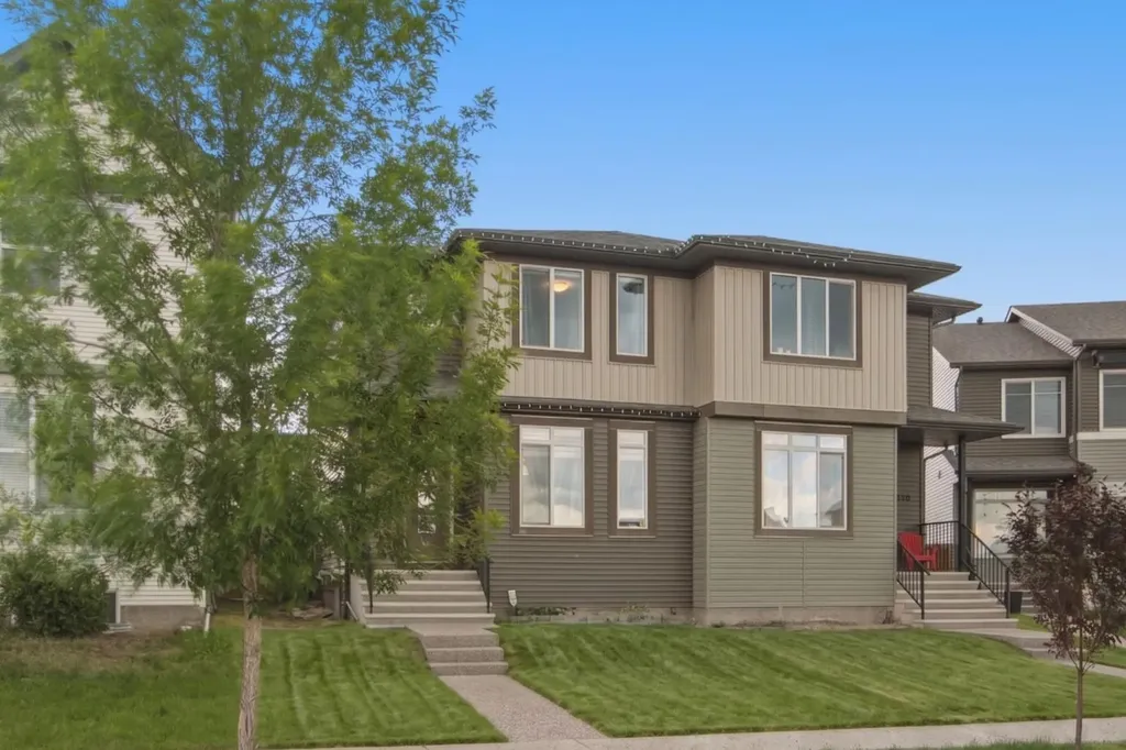 224 Savanna Road Calgary AB T3N 1B4
