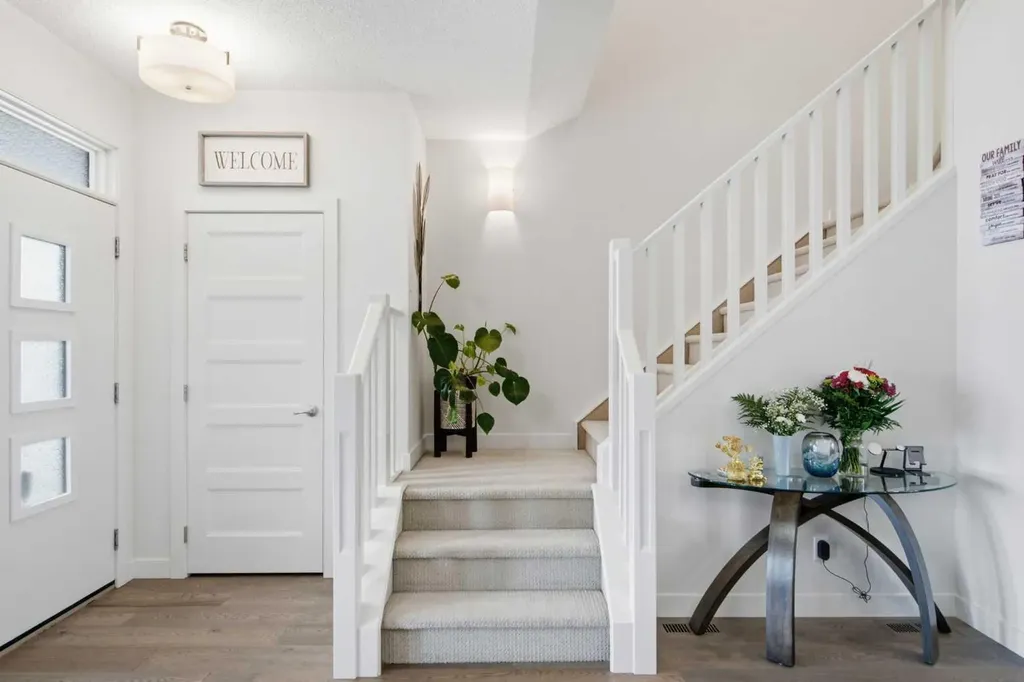 224 Savanna Road Calgary AB T3N 1B4