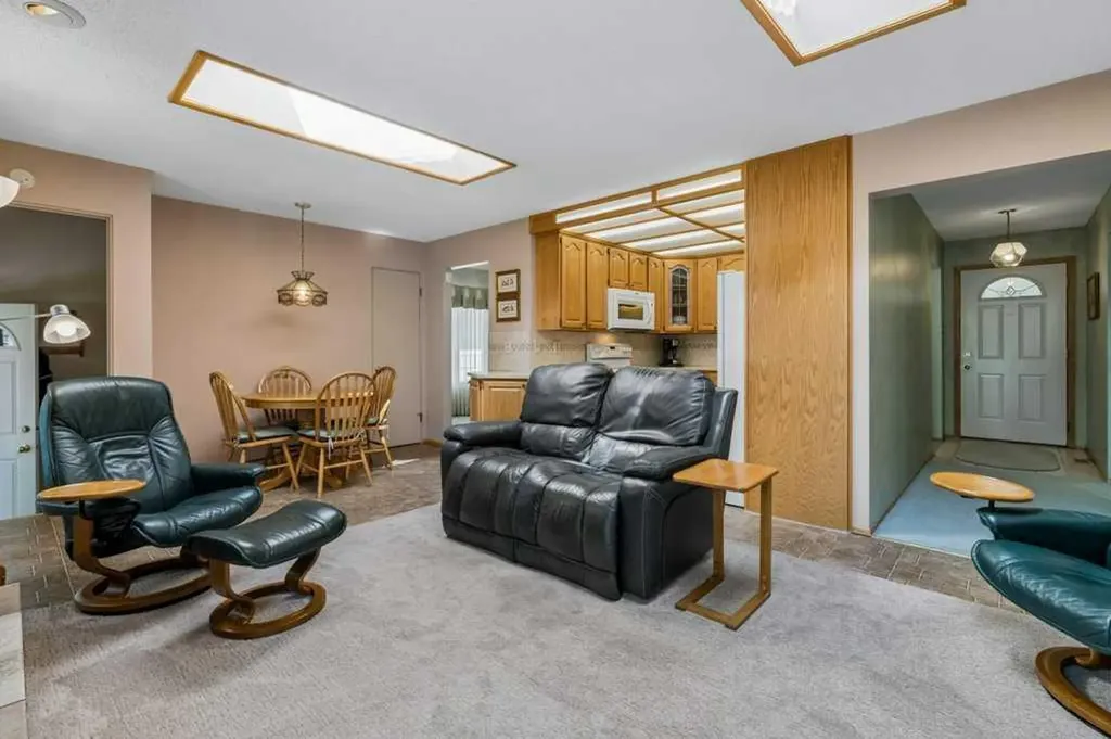 12224 Lake Waterton Way SE Calgary AB T2J 2M4