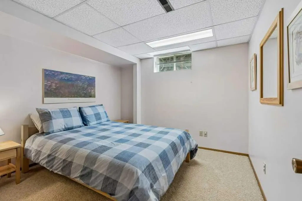 12224 Lake Waterton Way SE Calgary AB T2J 2M4