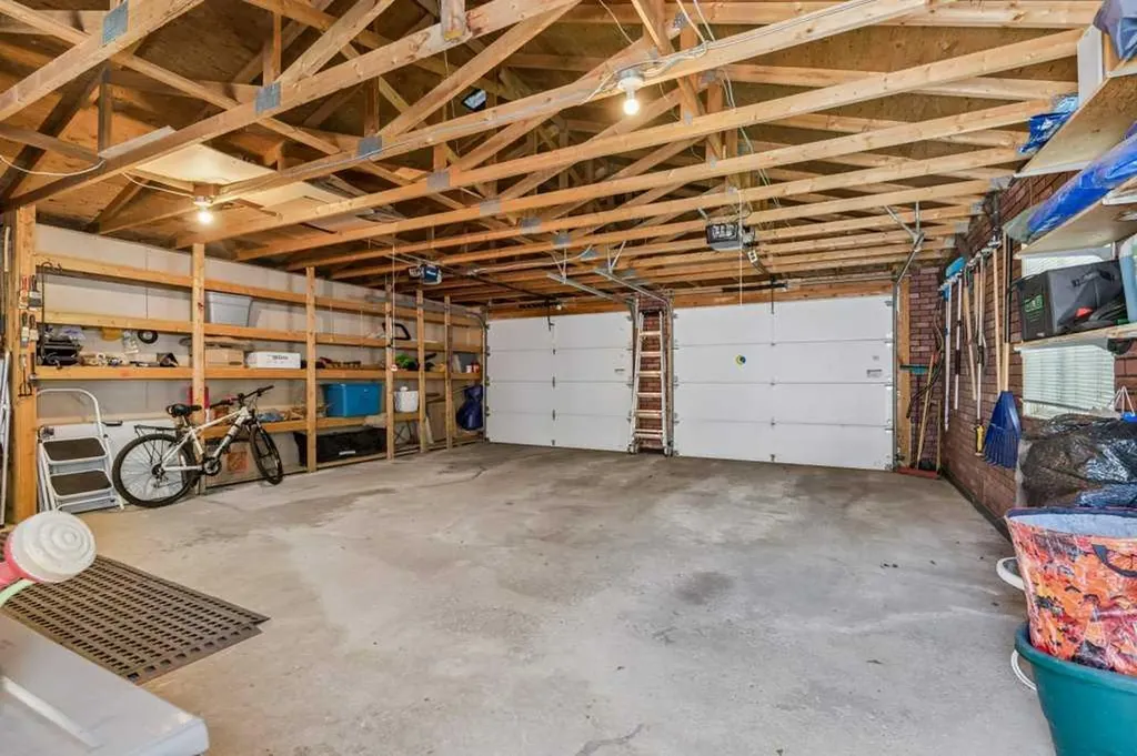 12224 Lake Waterton Way SE Calgary AB T2J 2M4