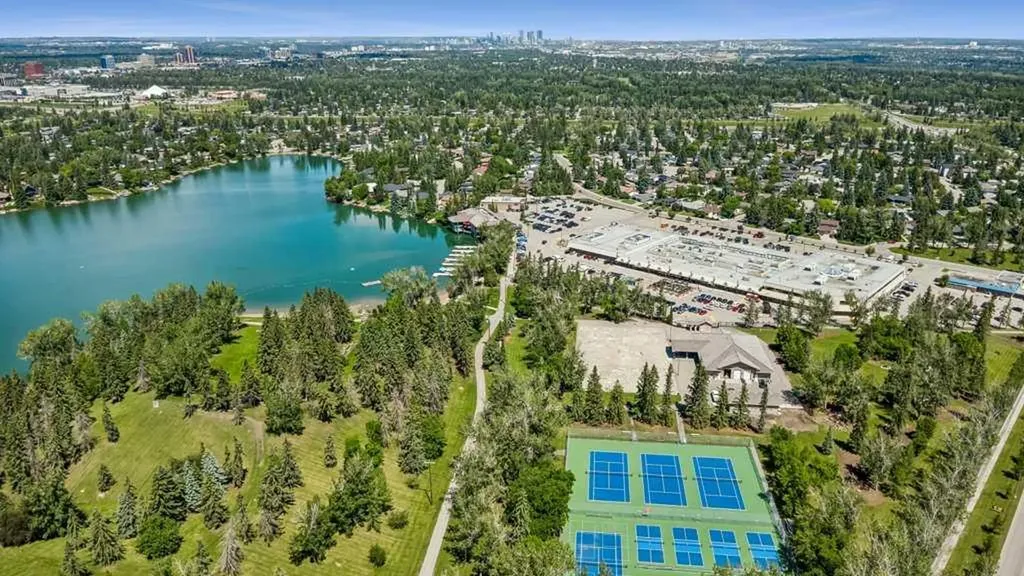 12224 Lake Waterton Way SE Calgary AB T2J 2M4