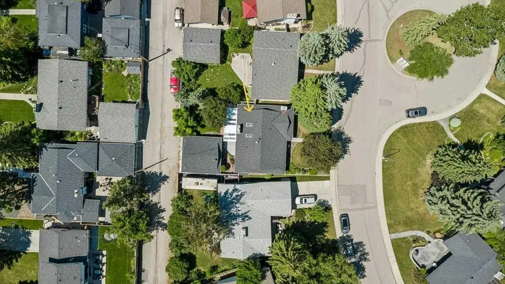 12224 Lake Waterton Way SE Calgary AB T2J 2M4