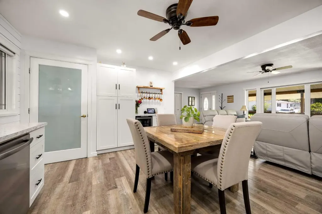 4506 Shannon Drive Olds AB T4H 1C1