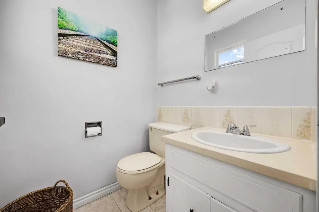4506 Shannon Drive Olds AB T4H 1C1