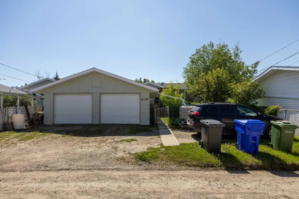4506 Shannon Drive Olds AB T4H 1C1