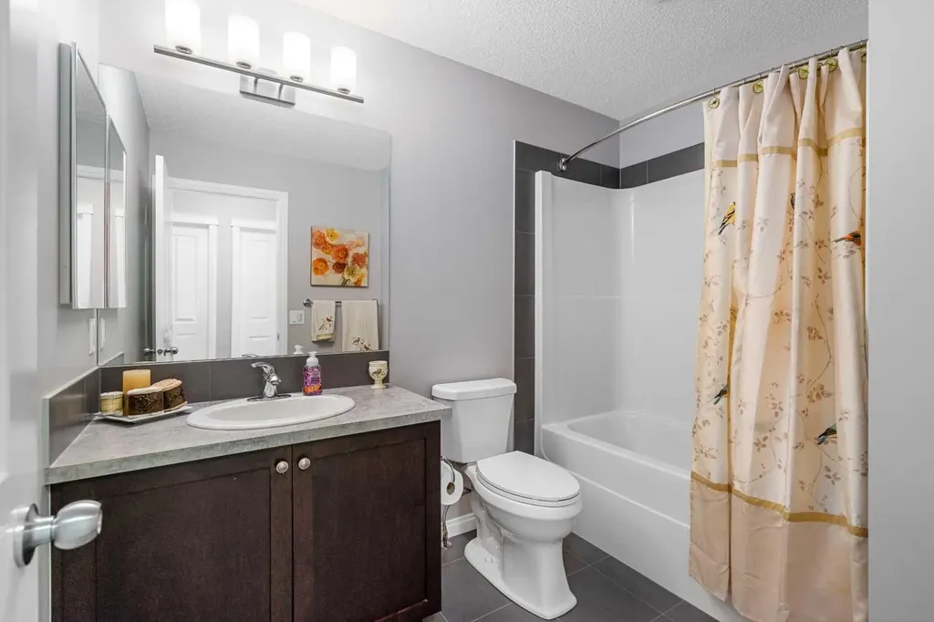 120 Paint Horse Drive Cochrane AB T4C 0X1