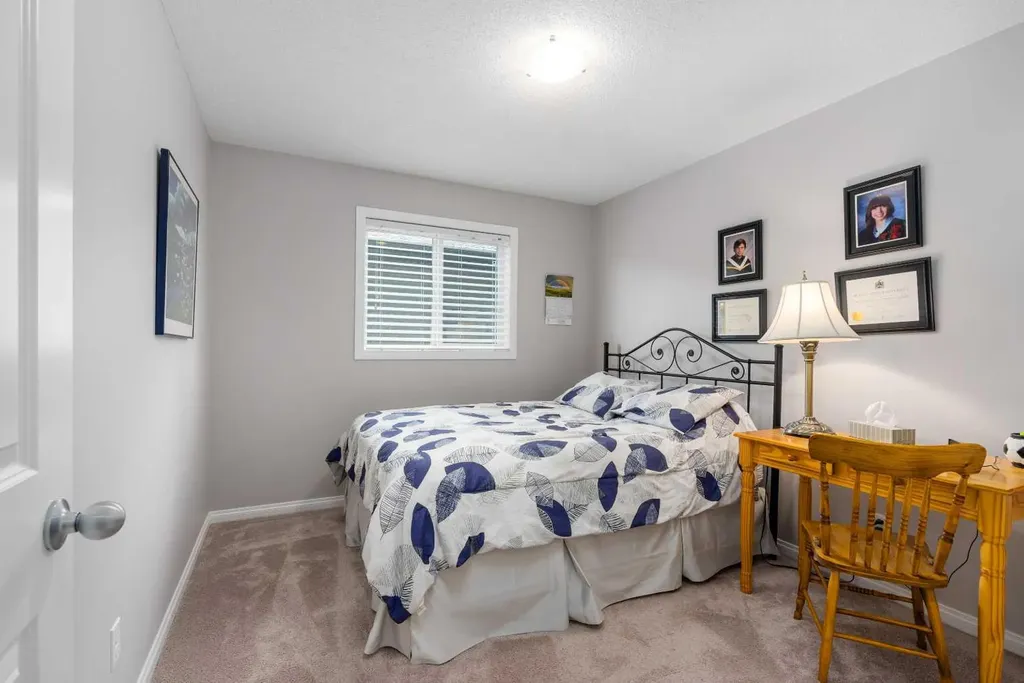120 Paint Horse Drive Cochrane AB T4C 0X1