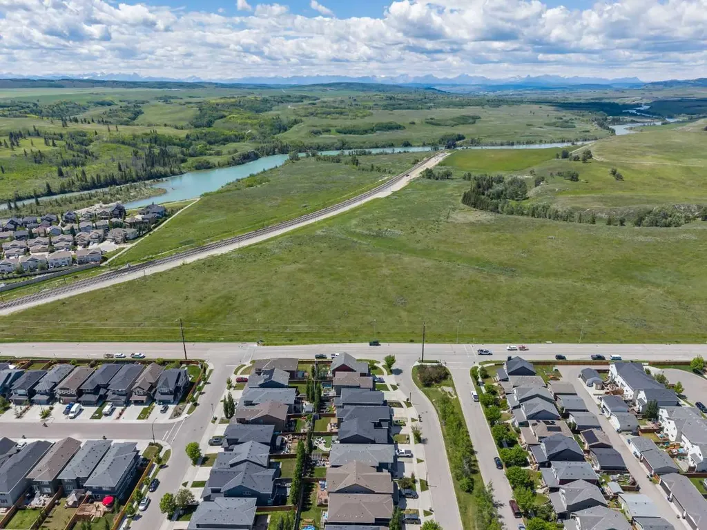 120 Paint Horse Drive Cochrane AB T4C 0X1