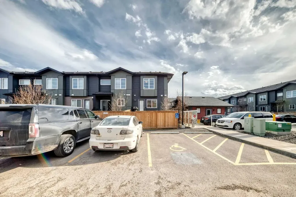 31 Red Embers Parade NE Calgary AB T3N1E9