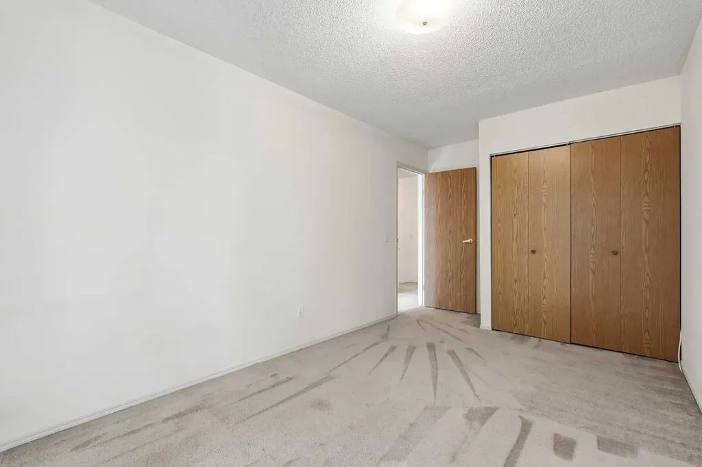 80 Abberfield Court NE Calgary AB T2A 7N4