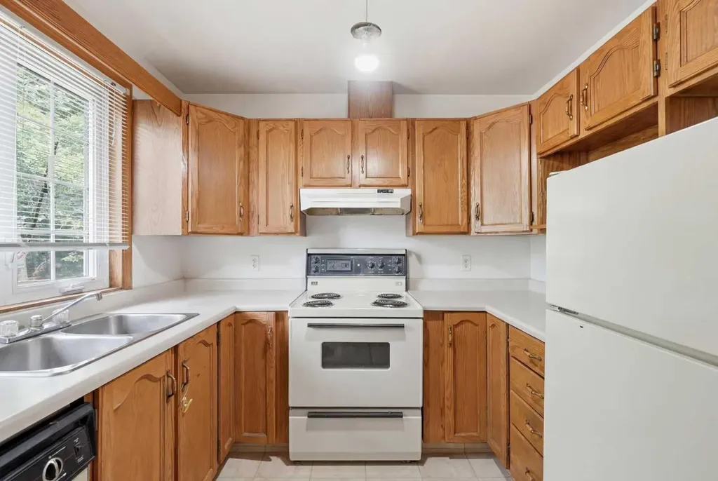 80 Abberfield Court NE Calgary AB T2A 7N4