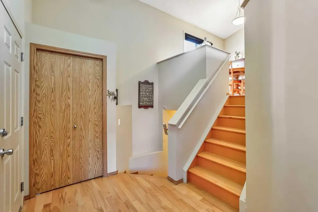 236 Covepark Close NE Calgary AB T3K 5R3