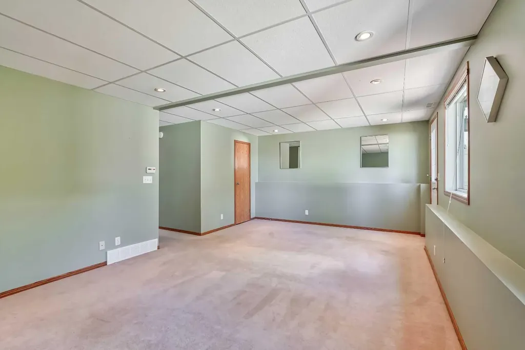 236 Covepark Close NE Calgary AB T3K 5R3