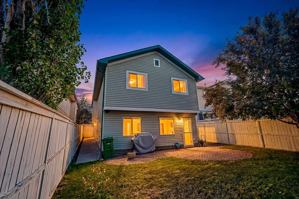 236 Covepark Close NE Calgary AB T3K 5R3