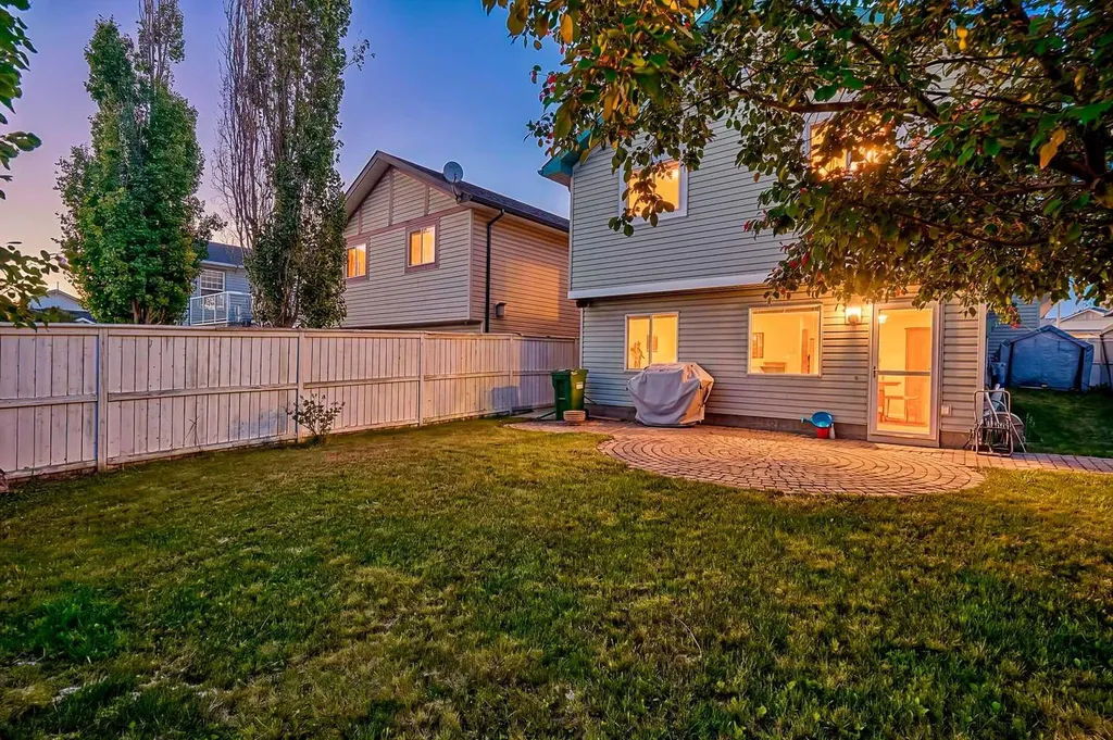 236 Covepark Close NE Calgary AB T3K 5R3