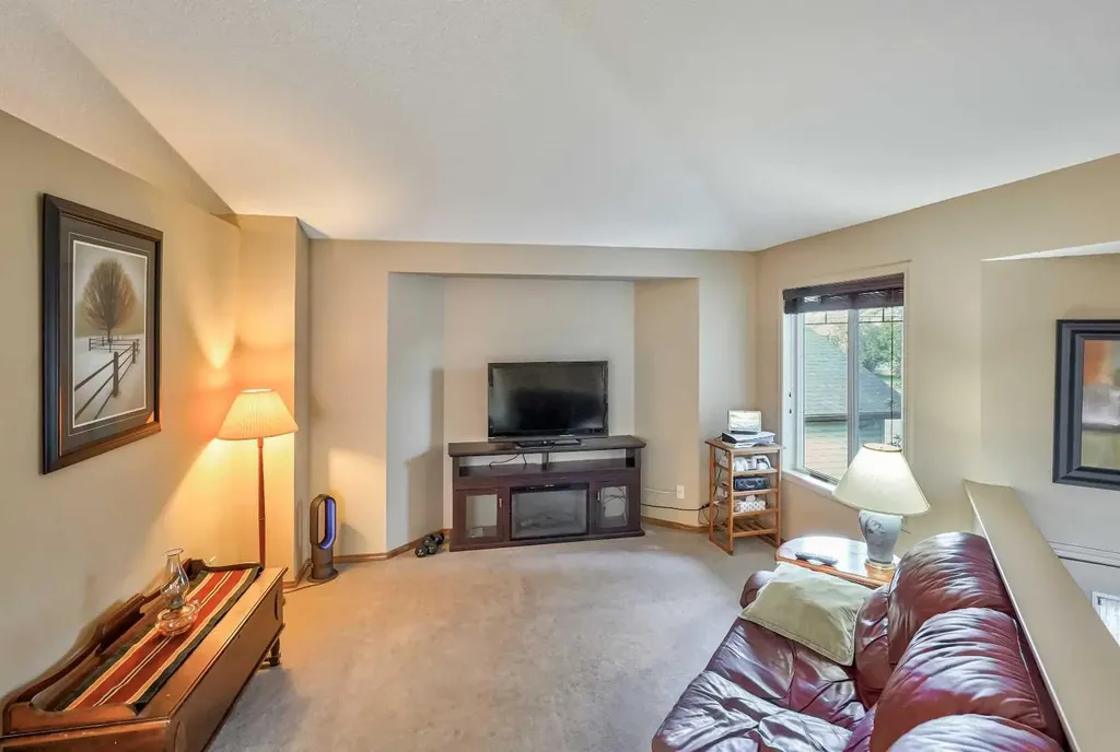 236 Covepark Close NE Calgary AB T3K 5R3