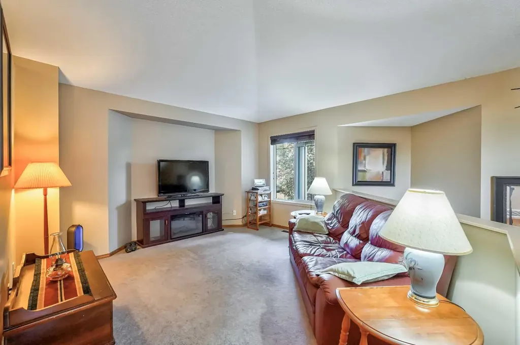 236 Covepark Close NE Calgary AB T3K 5R3