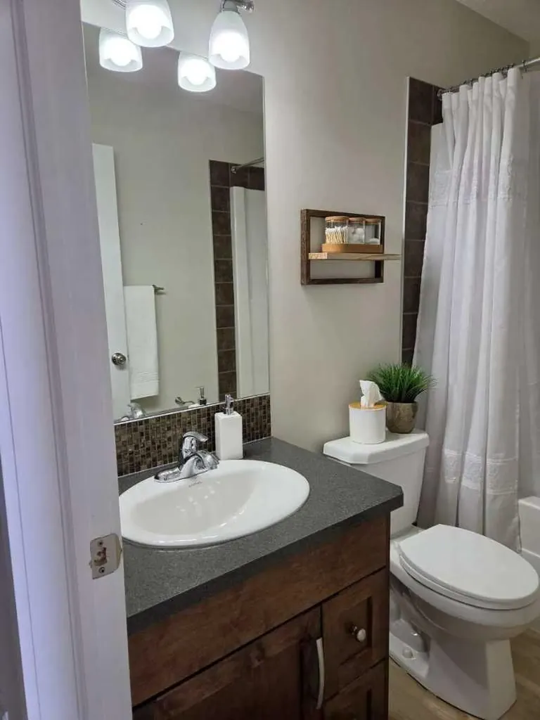 1346 Kings Heights Way SE Airdrie AB T4A 0R9