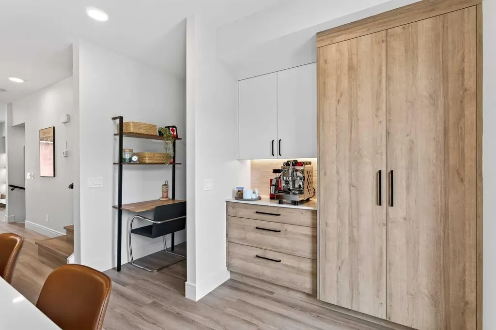 2222 5 Street SW Calgary AB T2S 3J1