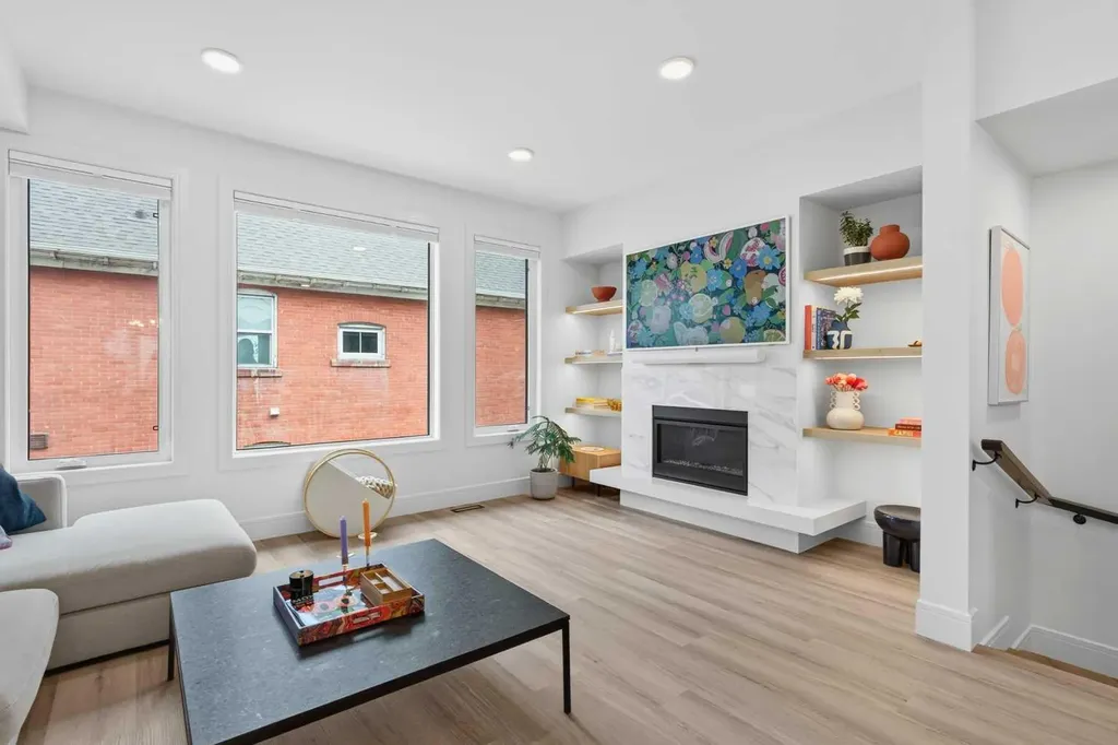 2222 5 Street SW Calgary AB T2S 3J1