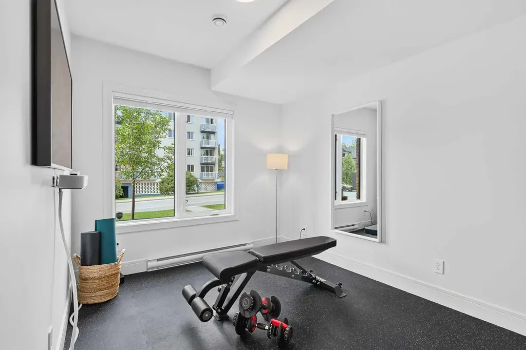 2222 5 Street SW Calgary AB T2S 3J1