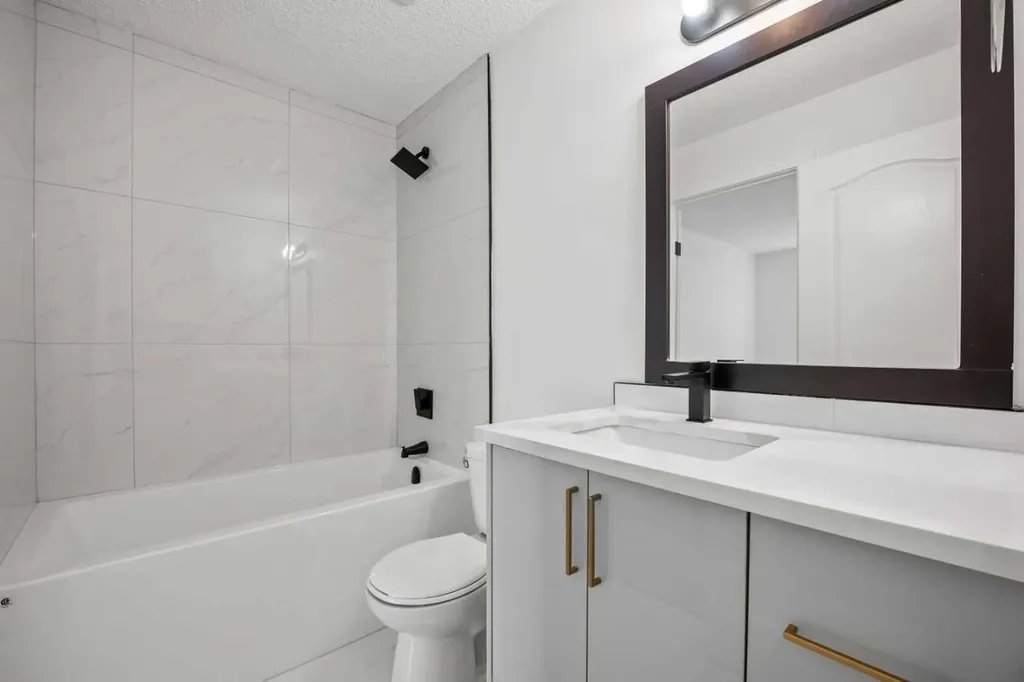 134 Erin Ridge Road SE Calgary AB T2B 2W9