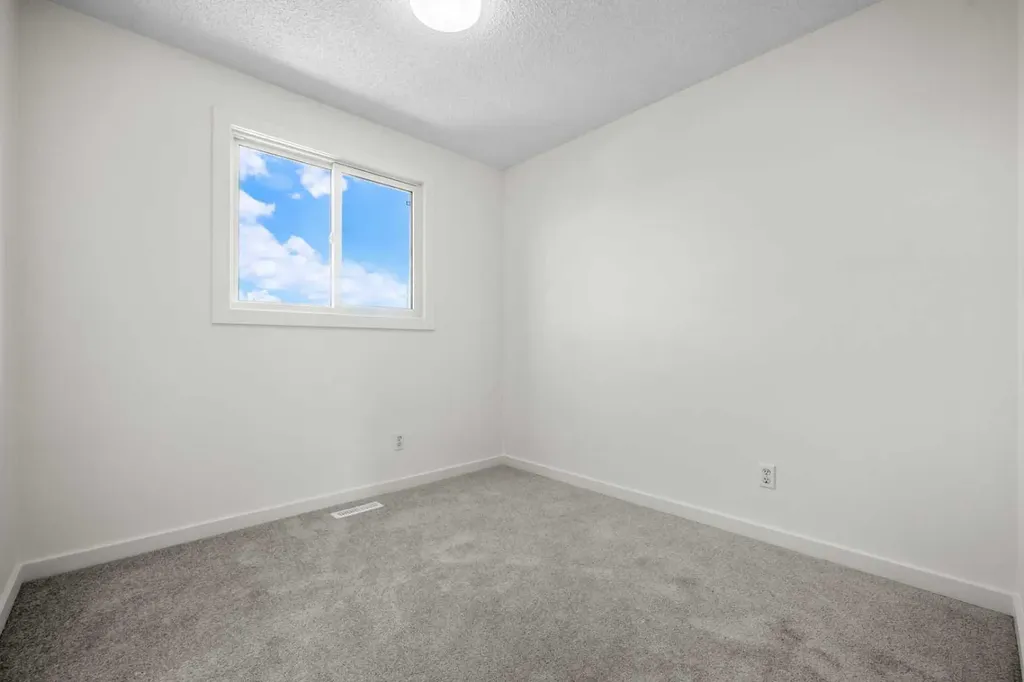 134 Erin Ridge Road SE Calgary AB T2B 2W9
