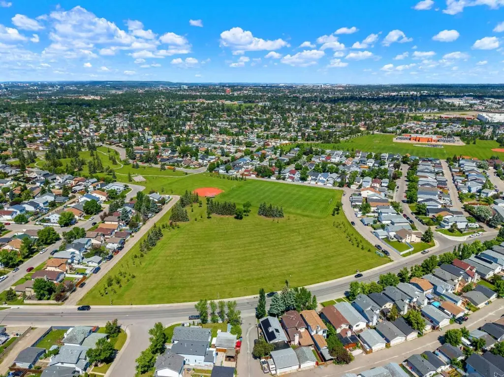 134 Erin Ridge Road SE Calgary AB T2B 2W9
